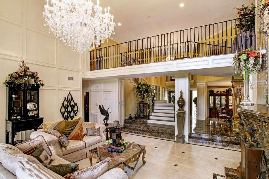 Look into Jim 'Mattress Mack' McIngvale's former Houston home - Houston ...