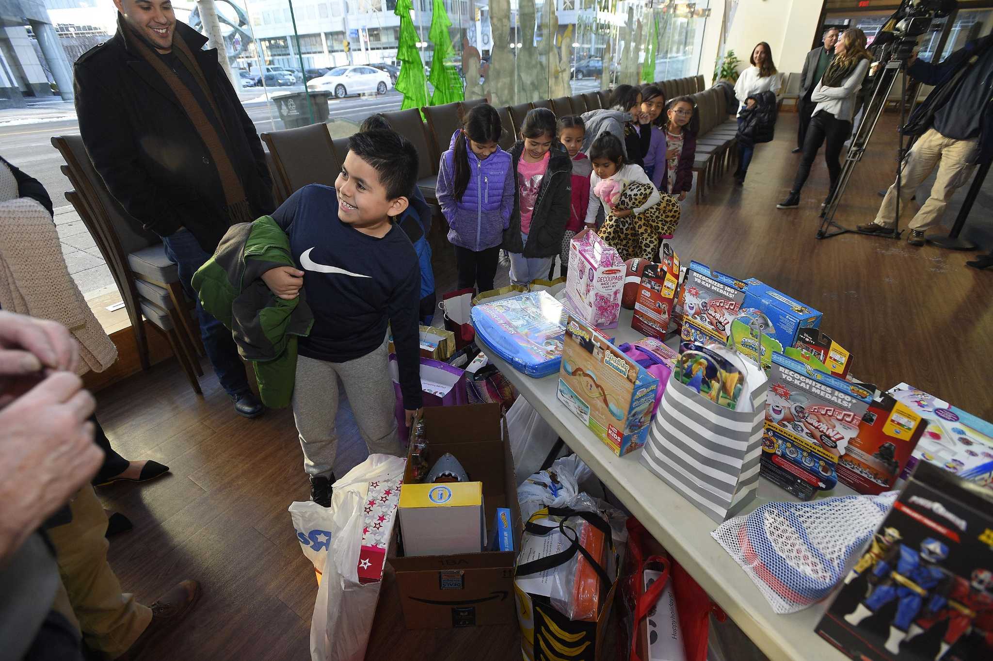 NBCUniversal donates toys to Stamford kids