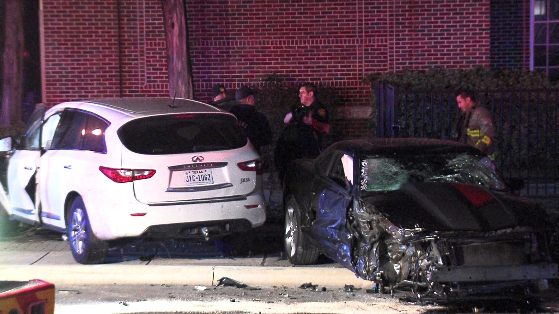 Alleged Drunk Driver Arrested After 3-vehicle Crash That Injured 2