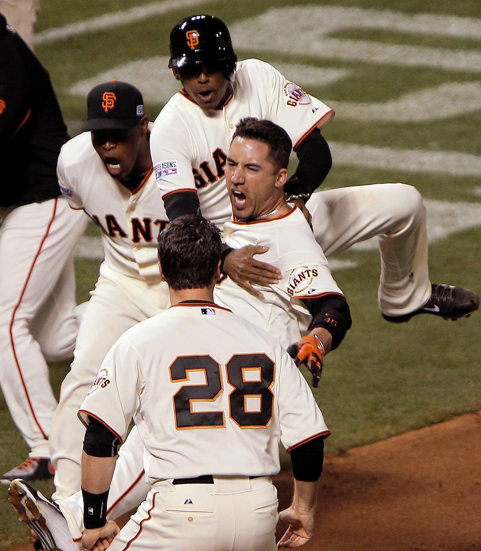Giants' postseason hero Travis Ishikawa settles in as hitting coach