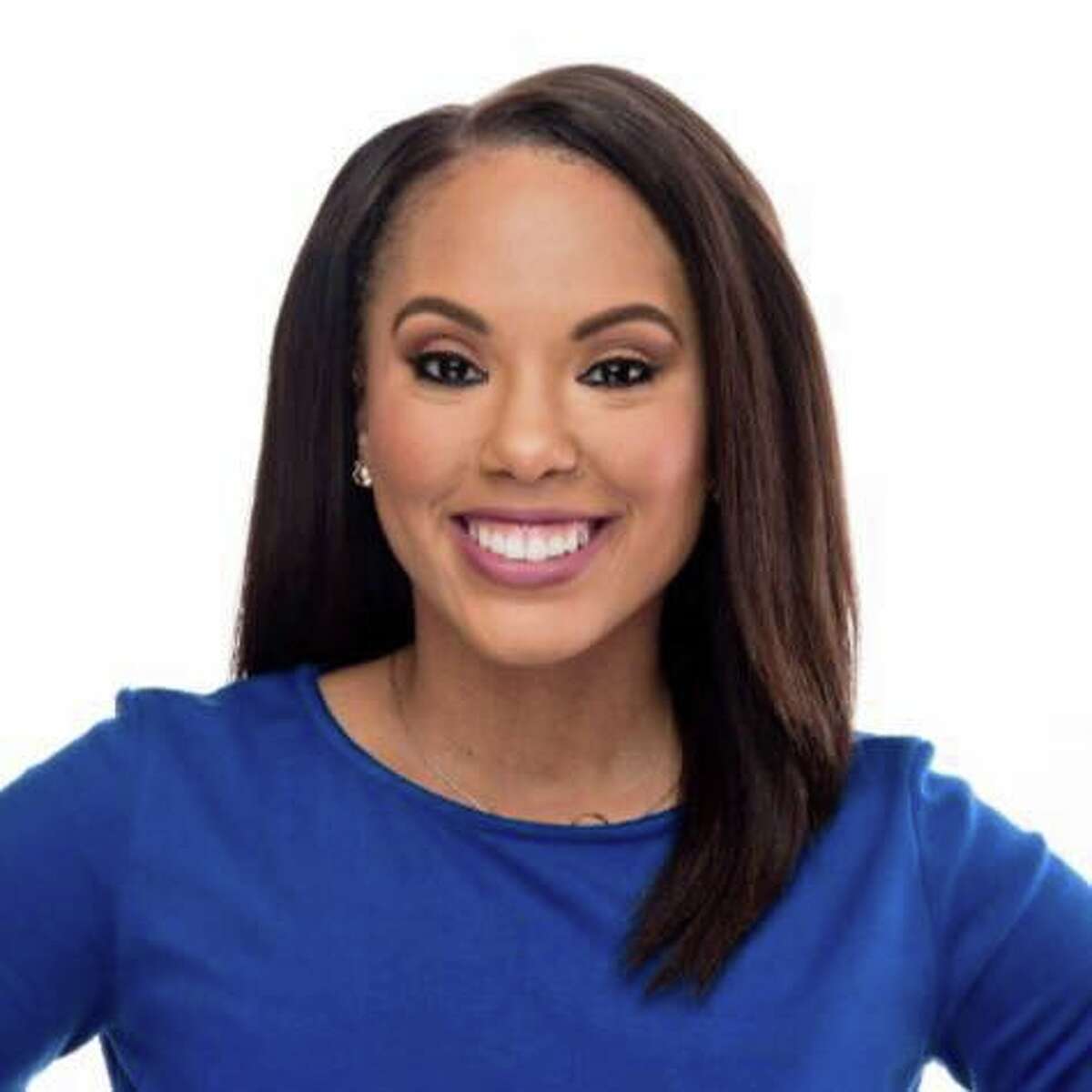 Pregnant Tv Anchor Erica Simon Smacks Down Weight Shaming Viewer Comments