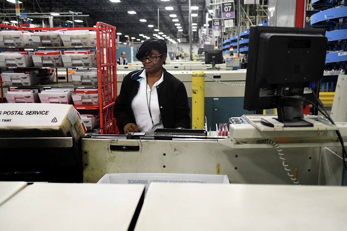 Postal Service meets peak holiday season challenges at north Houston center