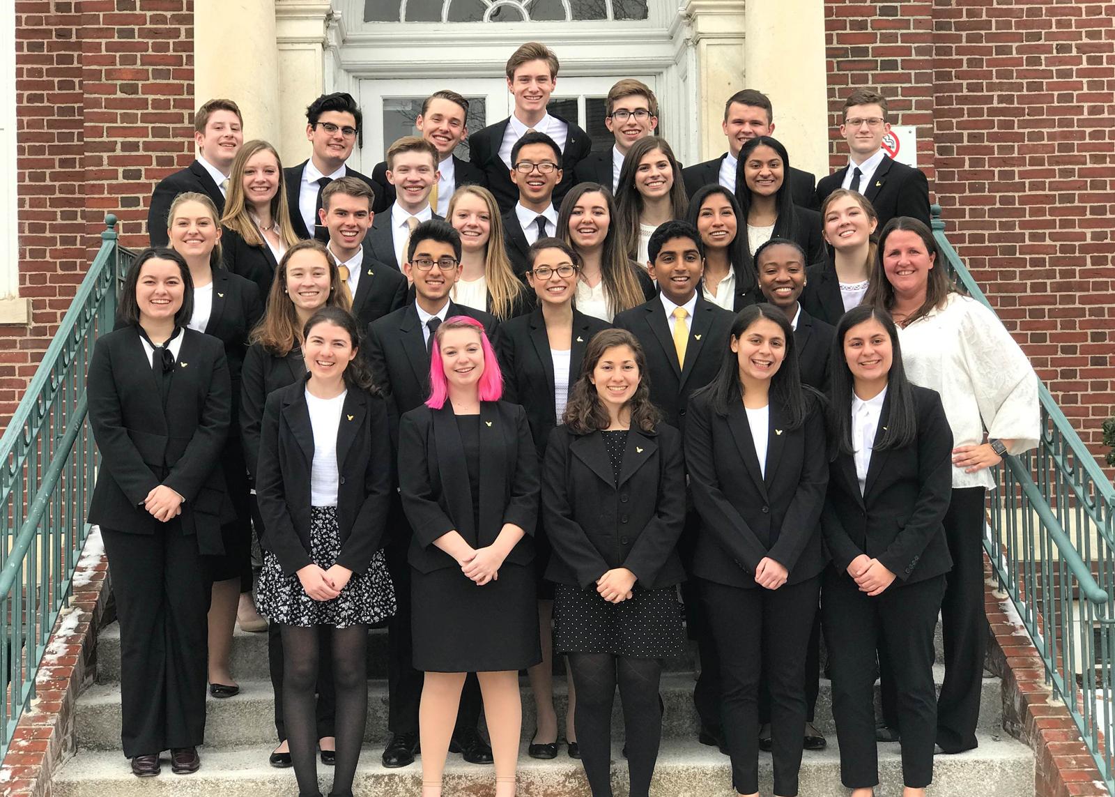 Trumbull High wins Constitution competition