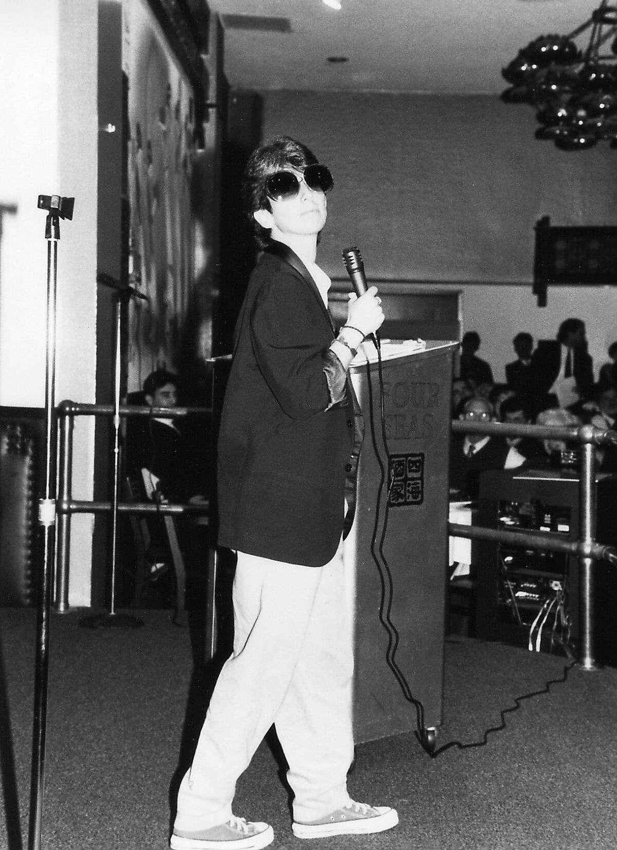 Lisa Geduldig at the first Kung Pao Kosher Comedy event Four Seas Restaurant in 1993.