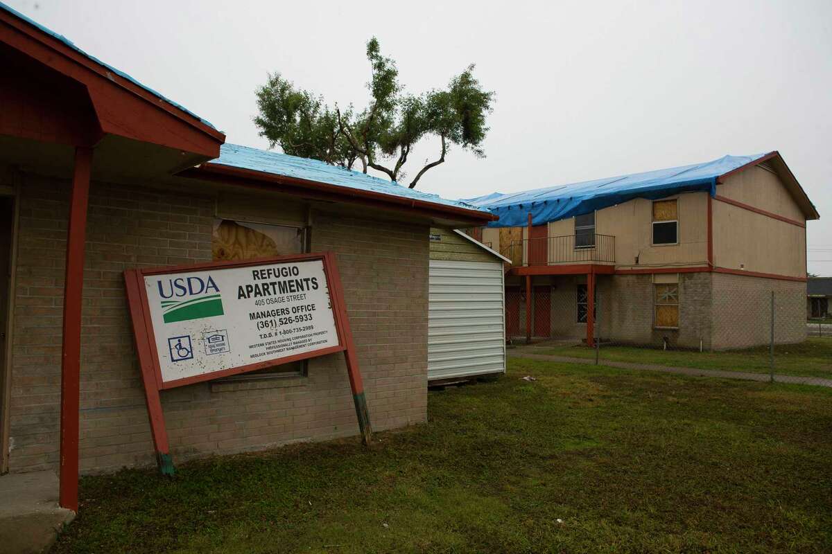 In Hurricane Harvey's wake, football and Refugio play on