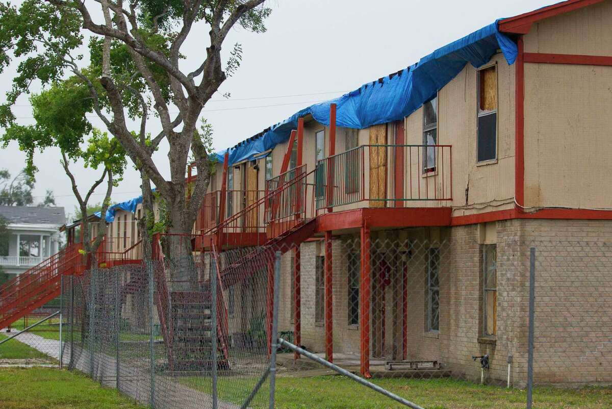 In Hurricane Harvey's wake, football and Refugio play on