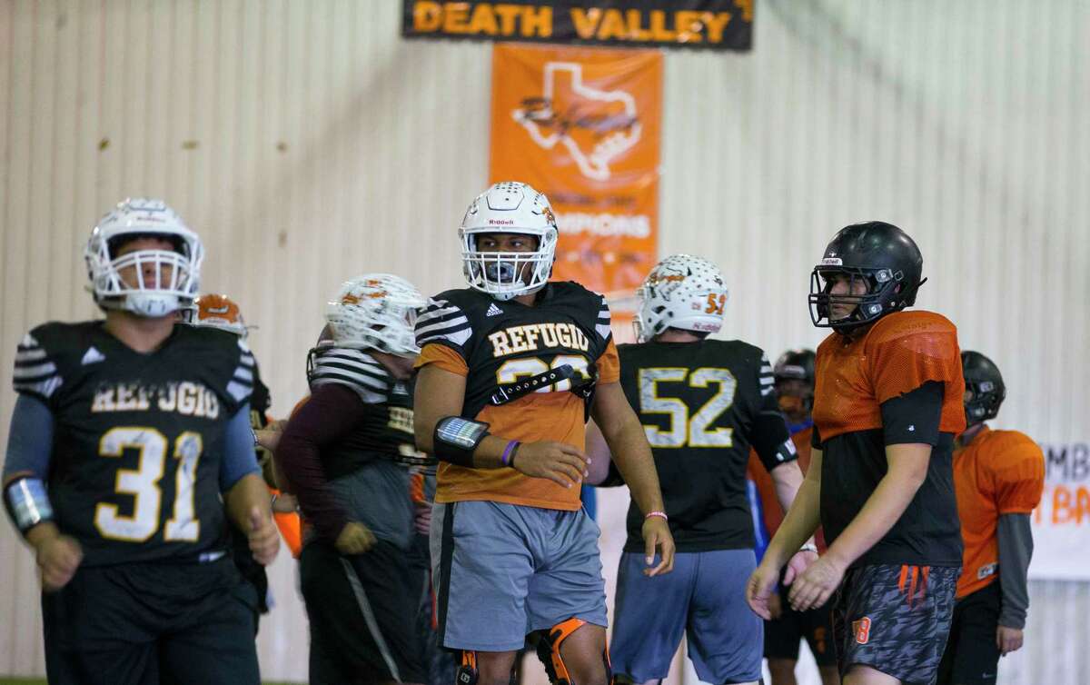 In Hurricane Harvey's wake, football and Refugio play on