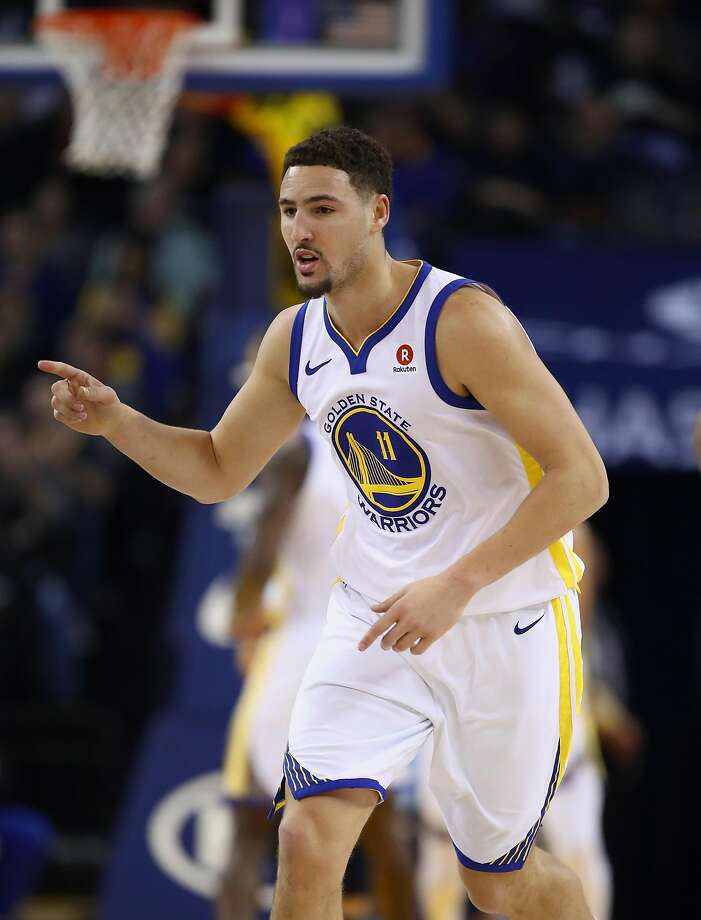 Klay Thompson’s big 1st half, team defense power Warriors over Memphis ...