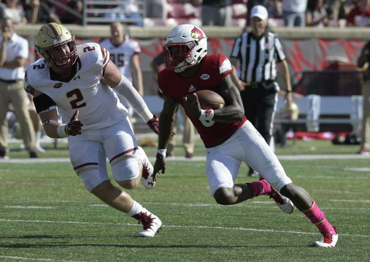 Boston College AJ Dillon to forgo his senior year and head to the NFL