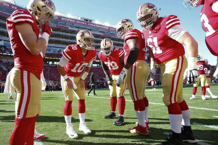 San Francisco 49ers Jim Stuckey in action, making fumble recovery