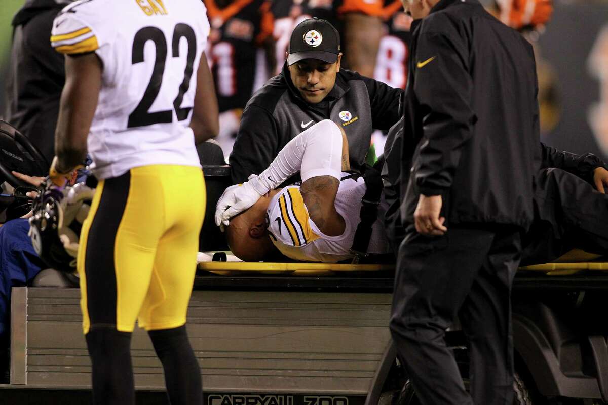 Scary injury to Steelers' Ryan Shazier reminds Texans of sport's