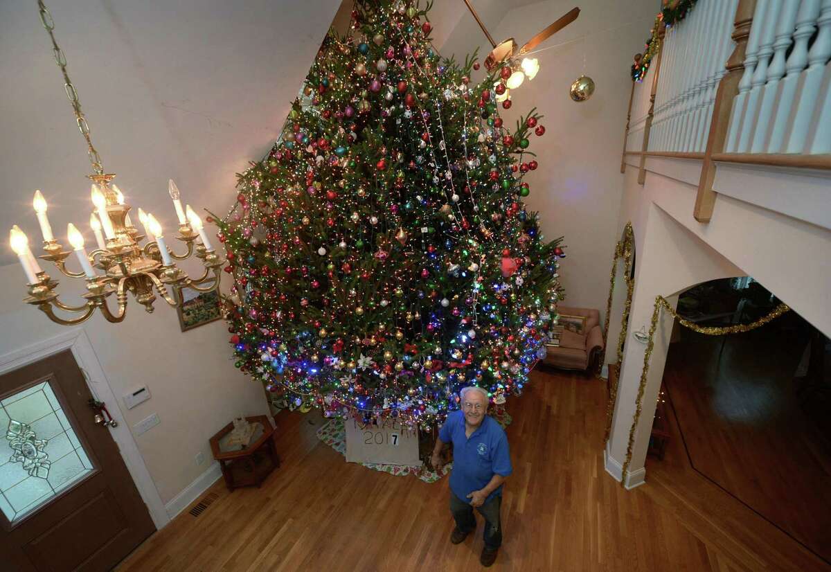 In Norwalk A Christmas Tradition That Keeps Growing