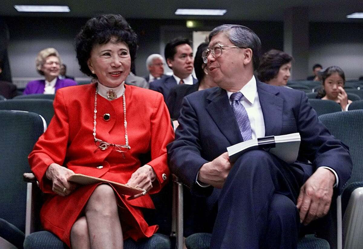 Retired appeals court justice Harry Low, right, talks to former Secretary of State March Fong Eu.