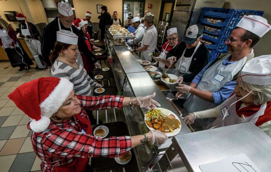 Capital Region Rescue Mission Feeds The Hungry On Christmas