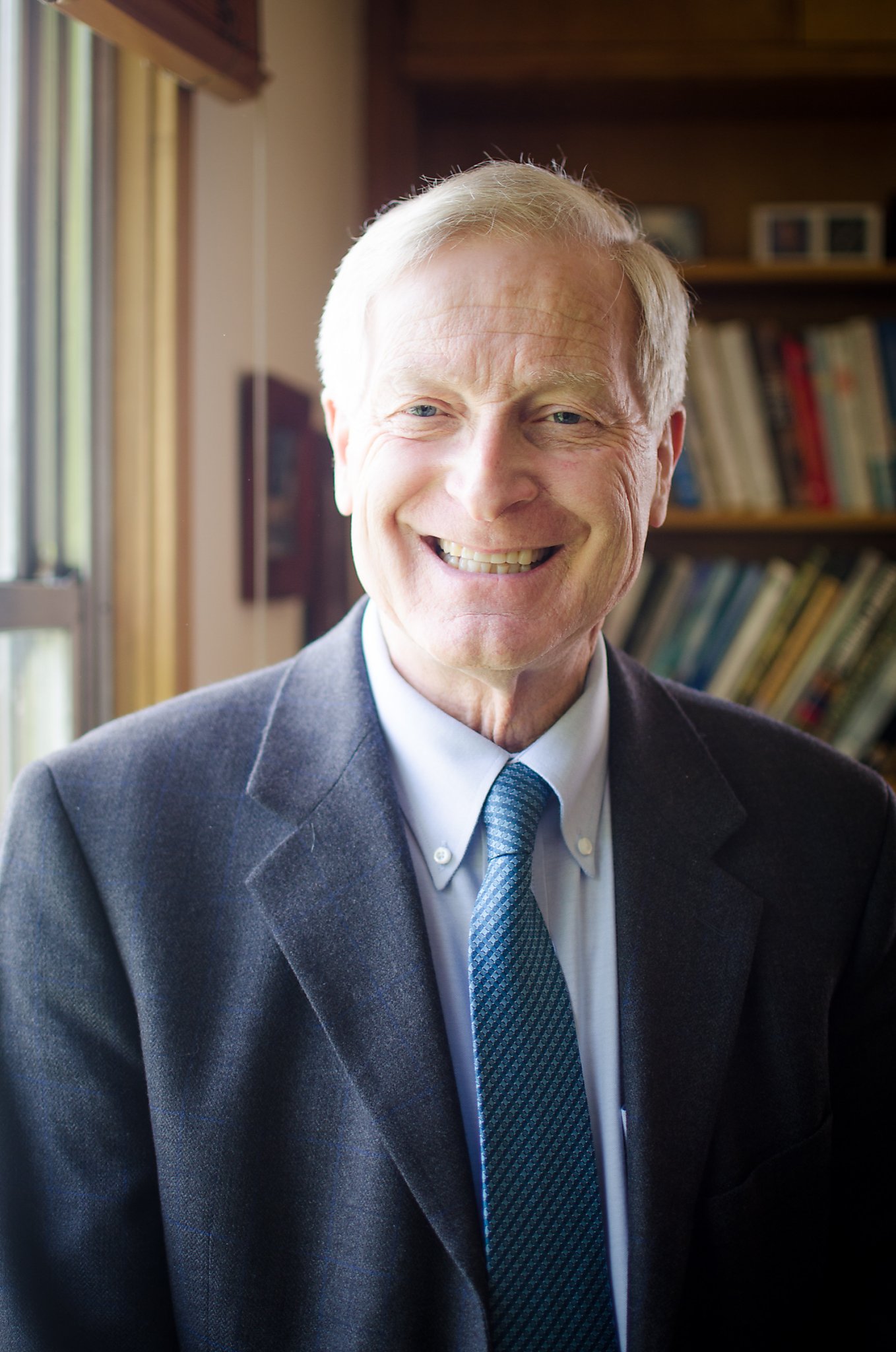 Steve Phelps, longtime teacher, coach and administrator, dies at age 73