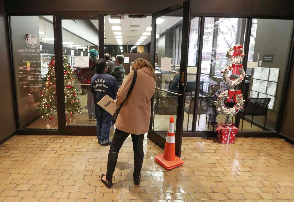 IRS clarifies 2018 prepayments not deductible for Texans