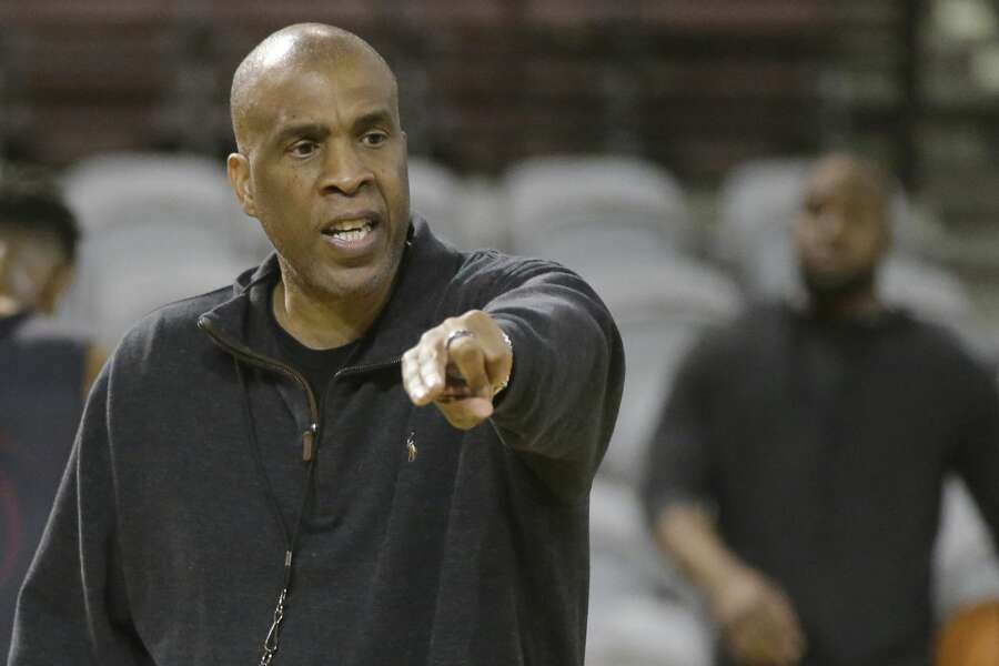 Coach Mike Davis leaving TSU basketball program