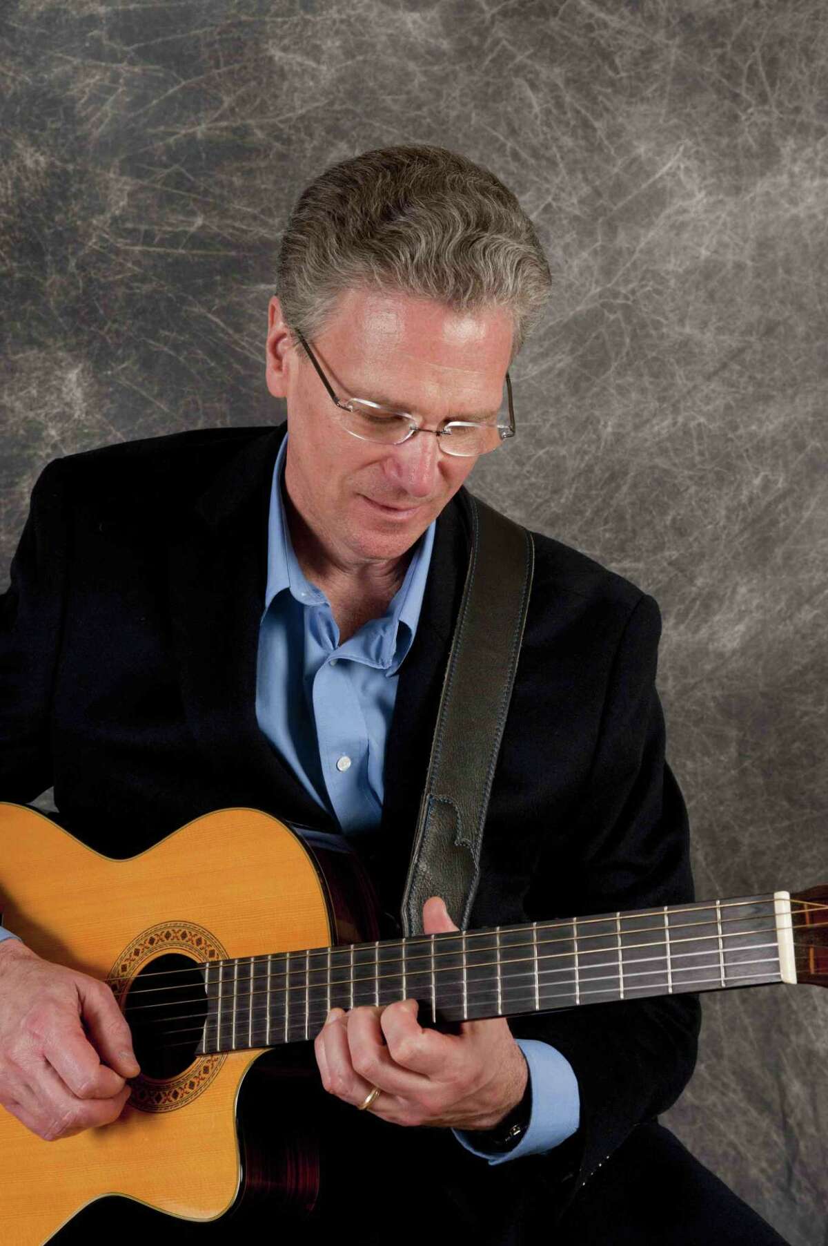 Strong local ties keep Doug Hartline’s music fresh for the holidays