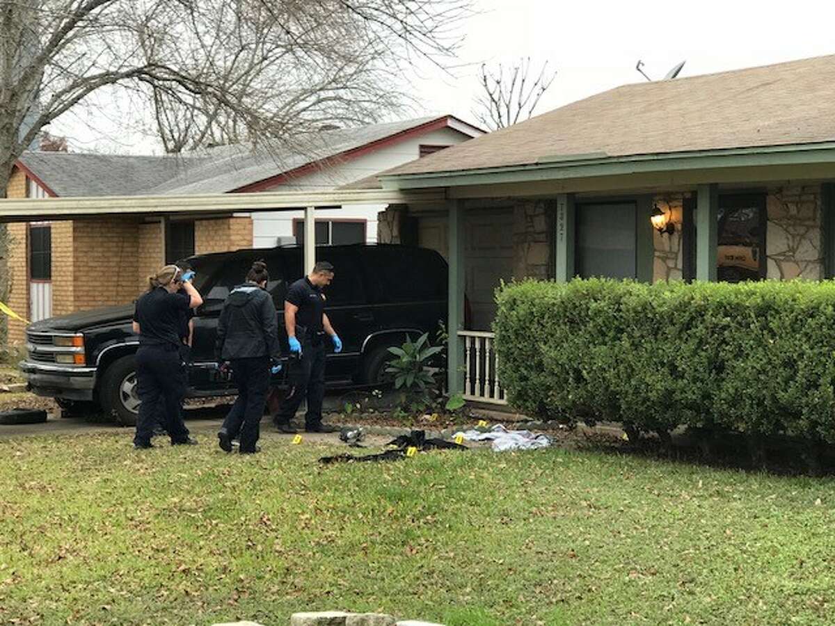 Police investigate a fatal shooting on the Northwest Side Friday afternoon, Dec. 29, 2017.