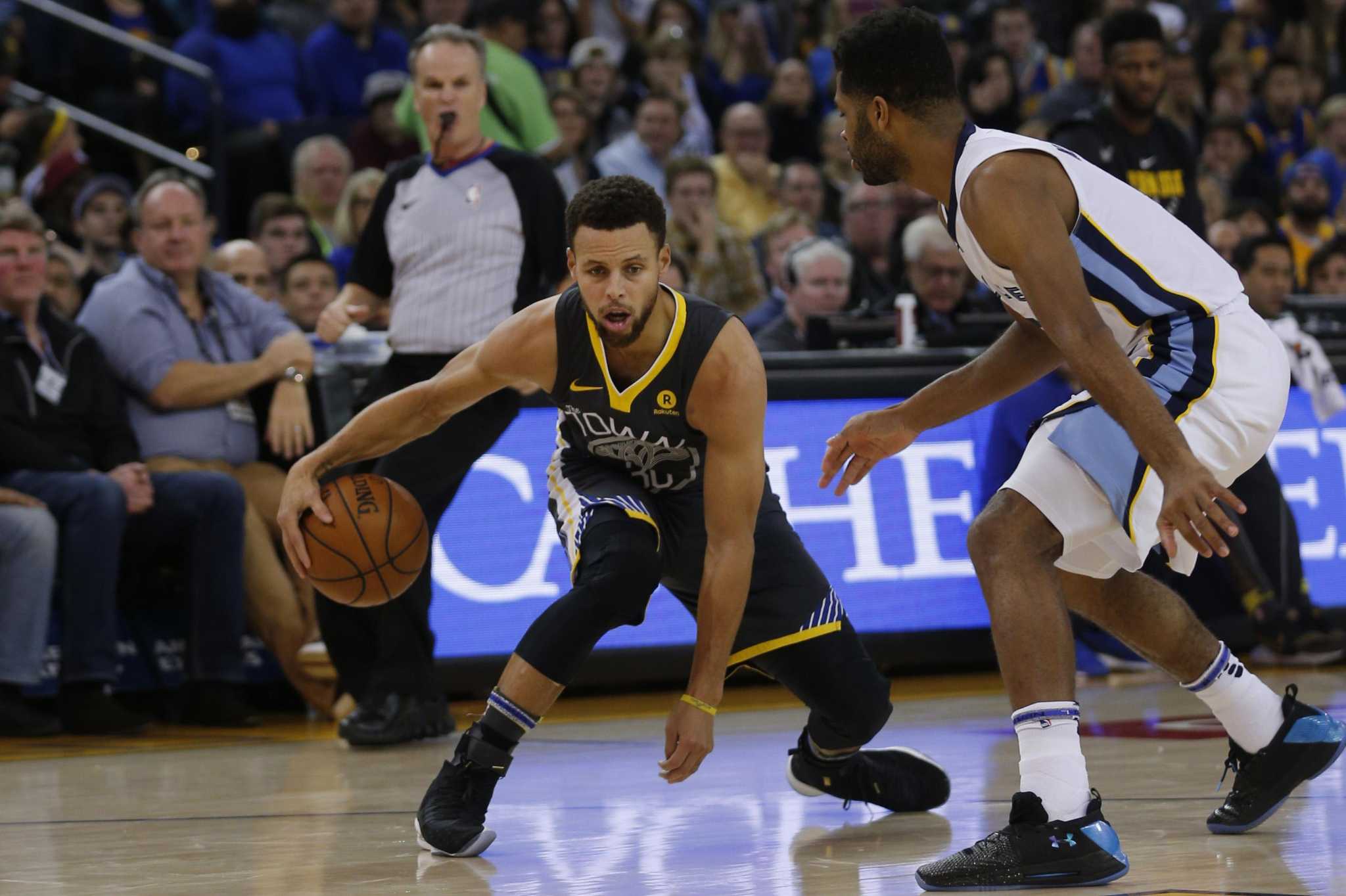 Stephen Curry dazzles in first game back from injury as Warriors rout Memphis - SFGate2048 x 1364