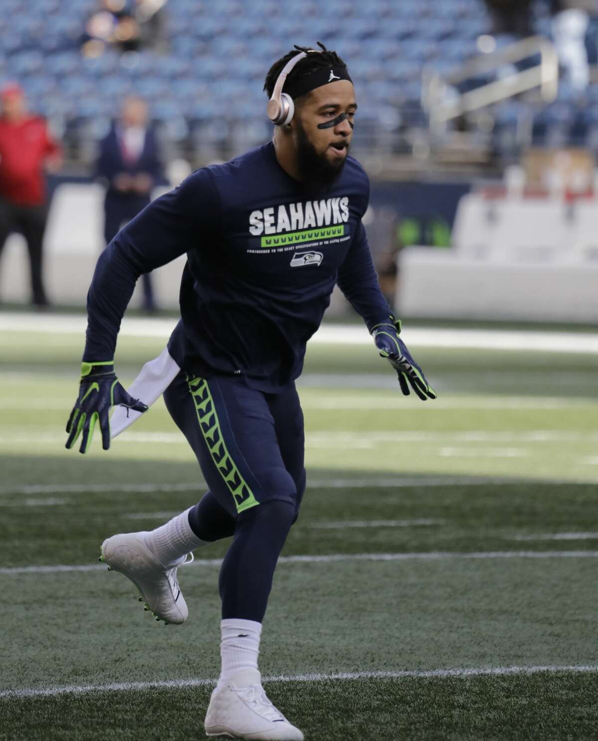 Seattle Seahawks free safety Earl Thomas warms up before an NFL football game against the Arizona Cardinals, Sunday, Dec. 31, 2017, in Seattle. (AP Photo/Elaine Thompson)
