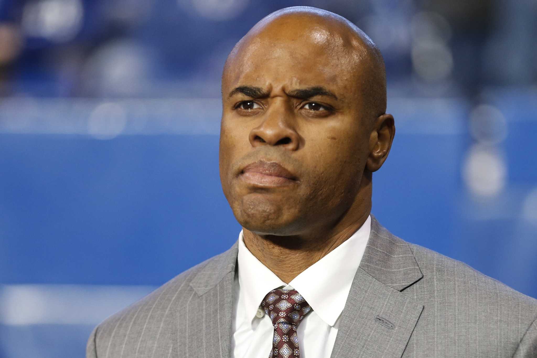 Texans GM Rick Smith takes leave of absence