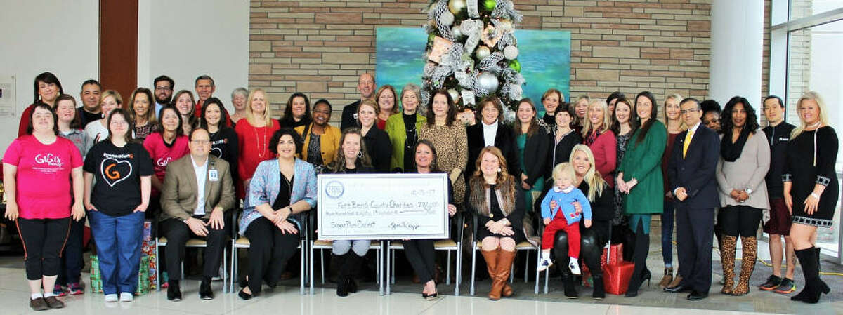Representatives of the organizations receiving proceeds from the 2017 Sugar Plum Market joined members ofÂ the Fort Bend Junior Service LeagueÂ and representatives of Memorial Hermann on December 15th to celebrate the MarketÂ?’s success.