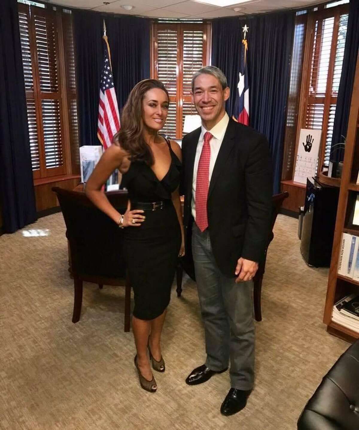 Two more leave San Antonio TV in yearend exodus