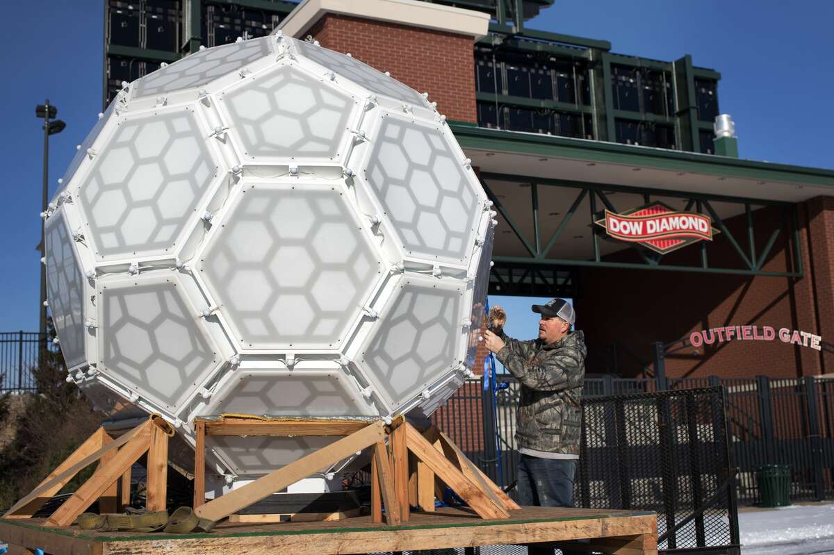 Sound Productions arrives at Dow Diamond with the New Year?•s Eve ball on Sunday, Dec. 30, 2017. The ball has 2.1 million lights and will be lowered 180 feet during the Midnight on Main celebration. (Samantha Madar/for the Daily News)