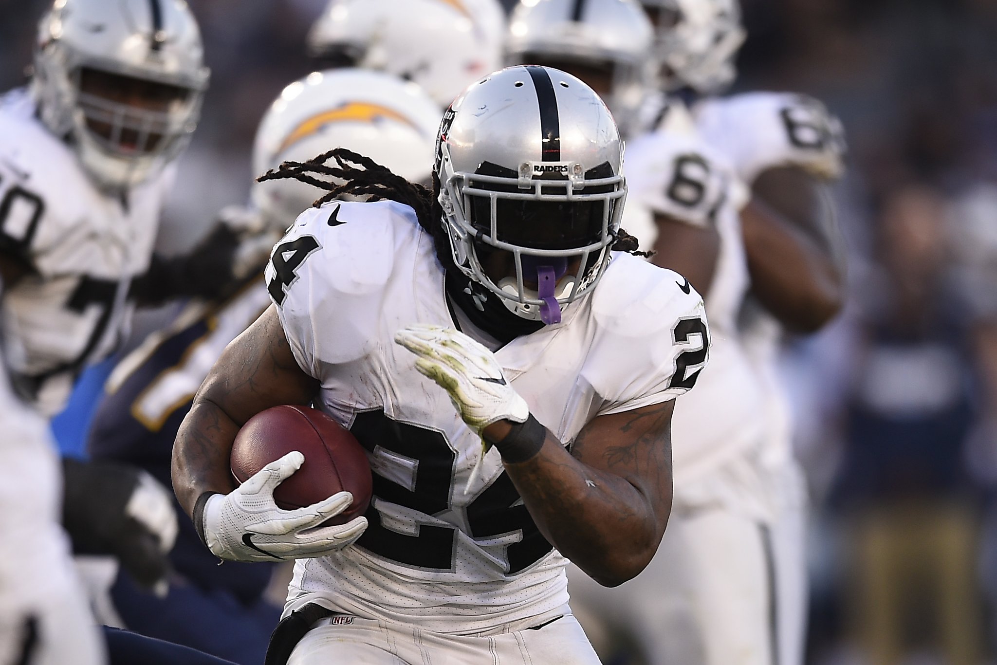 Oakland Raiders Reportedly Eying Marshawn Lynch As Potential Running Back