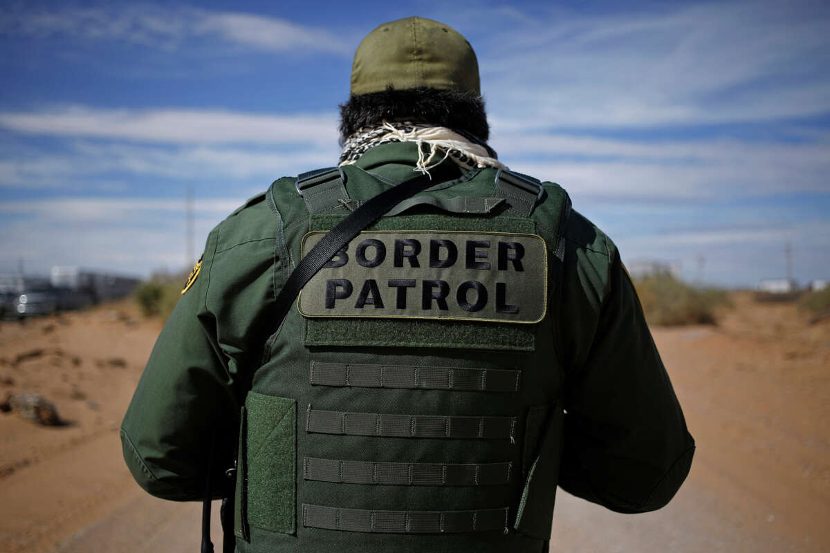 An illegal immigrant crossing the border in Rio Bravo was fatally shot by U.S. Border Patrol agent on Wednesday.