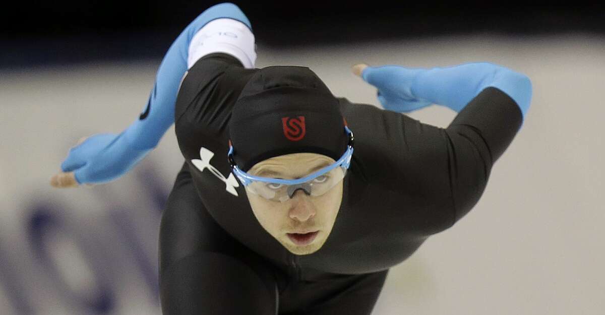 Houston's Jonathan Garcia, who competed in the 2014 Olympics, rebounded from a disappointing first race at the U.S. Speedskating Olympic Trials to clinch a spot on the 2018 team Friday in the 500 meters.