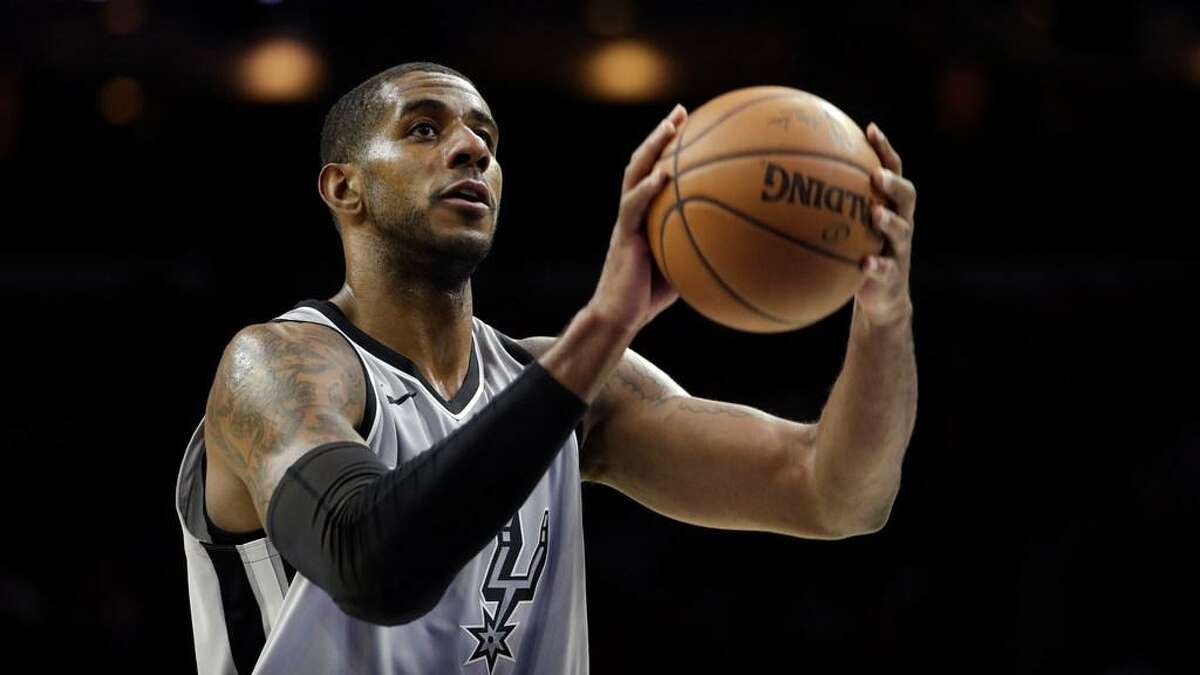 San Antonio Spurs' LaMarcus Aldridge in action the Philadelphia 76ers’ victory on Jan. 3, 2018, in Philadelphia.