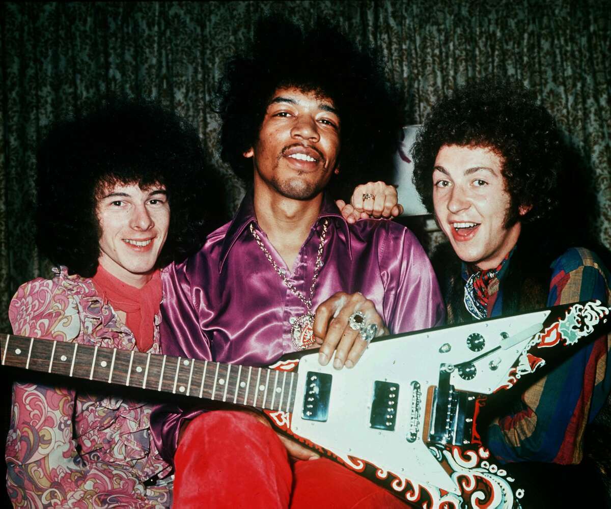 Jimi Hendrix -- Garfield High School Jimi Hendrix isn't quite known as a Seattle-area musician -- his career blossomed in the United Kingdom -- but he was one of the many students to strut the halls of Garfield.