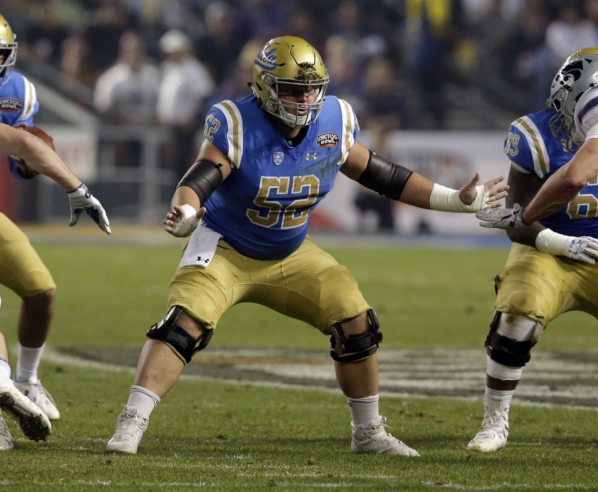 Scott Quessenberry dedicates season to brother with cancer - Daily Bruin