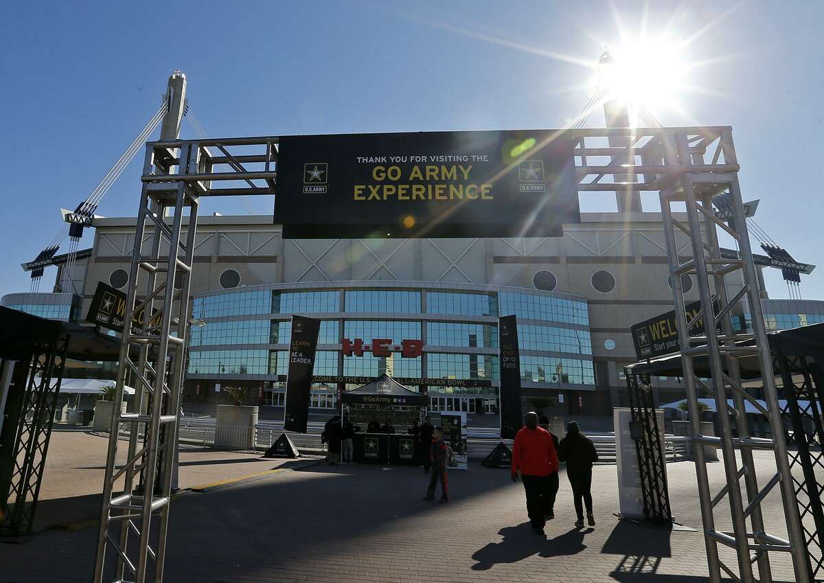 People visit the Go Army Experience outside the Alamodome Friday Jan. 5, 2018.