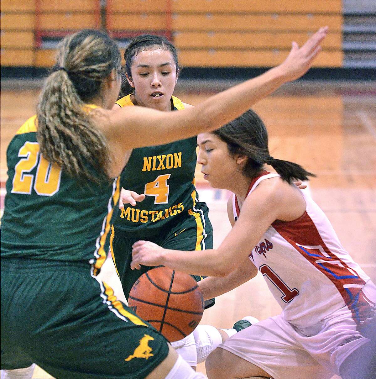 Atiana Adriano, Rut Moreno and Nixon held off Cielo Lares and Martin winning 41-37 over their LISD rivals Friday.