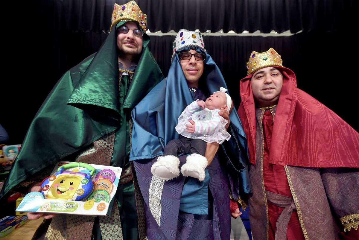 Puerto Rican families celebrate Three Kings Day in New Haven