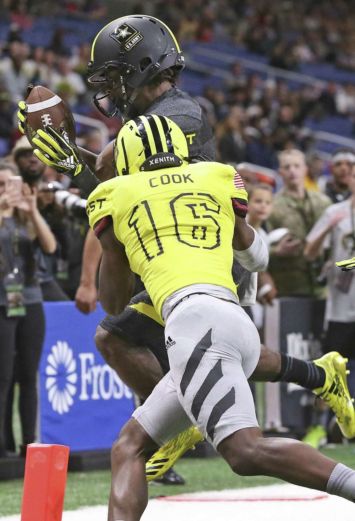 James Cook slips in for an East touchdown in front of Anthony Cook at the U.S. Army All-American Bowl at the Alamodome on January 6, 2018