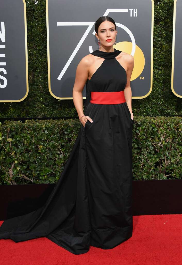 Worst: Mandy Moore's dress is just so hefty, like a garbage bag. Photo: Kevork Djansezian/NBC/NBCU Photo Bank Via Getty Images Via Getty Images