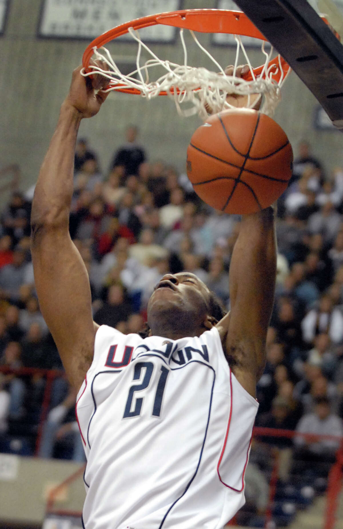 Former UConn Men’s Basketball Standout Stanley Robinson Dead At 32