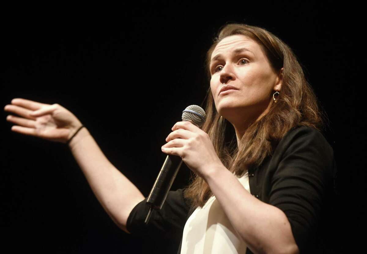 Author tells Greenwich students of her rise from the streets