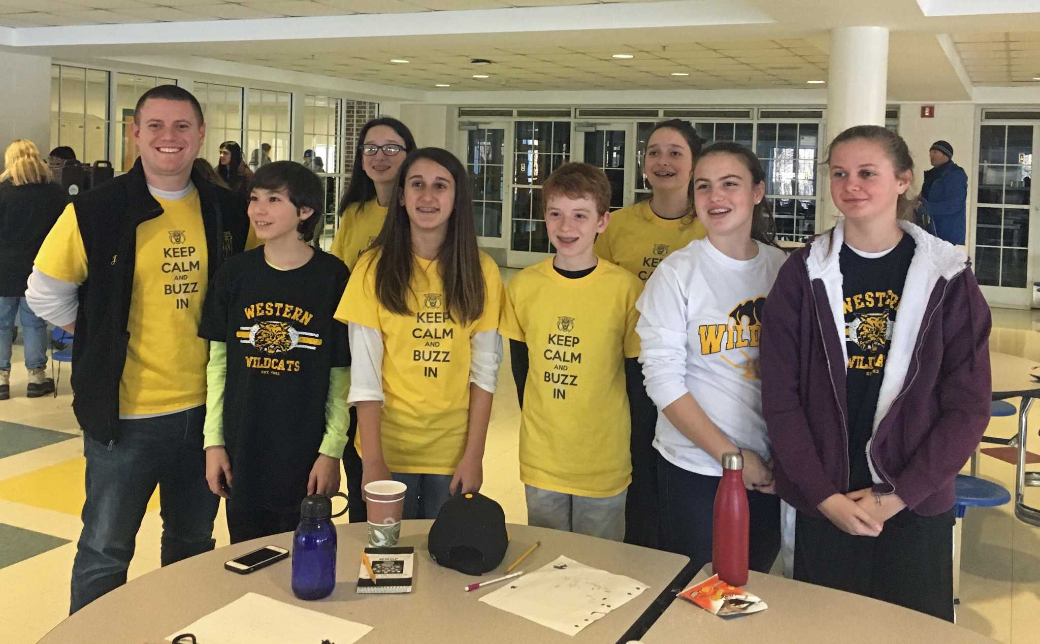 Western Middle School Quiz Bowl Team Qualifies For Nationals