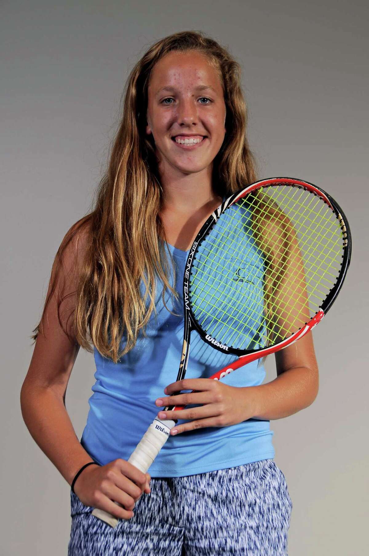 girls-tennis-aa-show-off