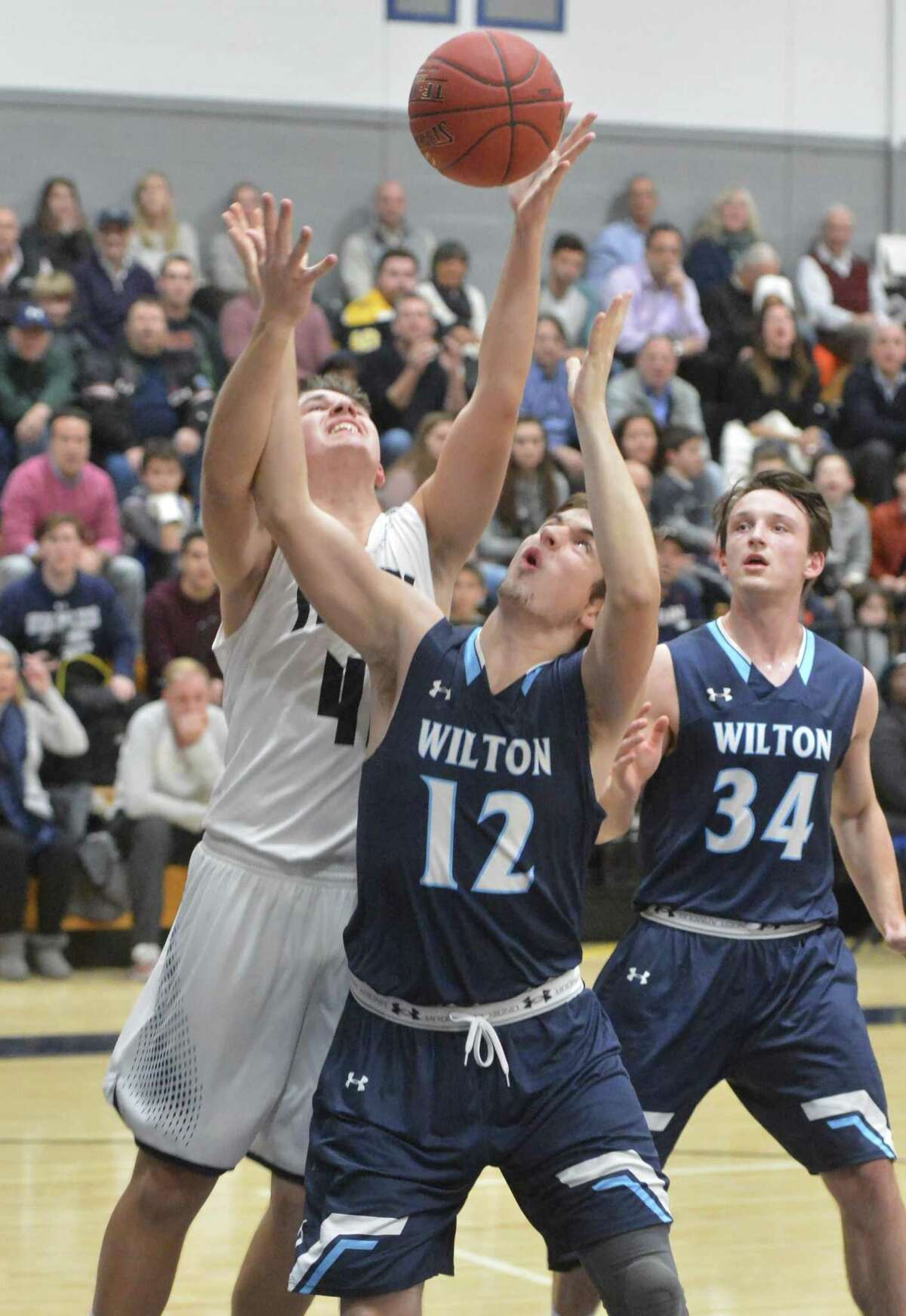 Boys Basketball Wilton shoots lights out in win over Wreckers