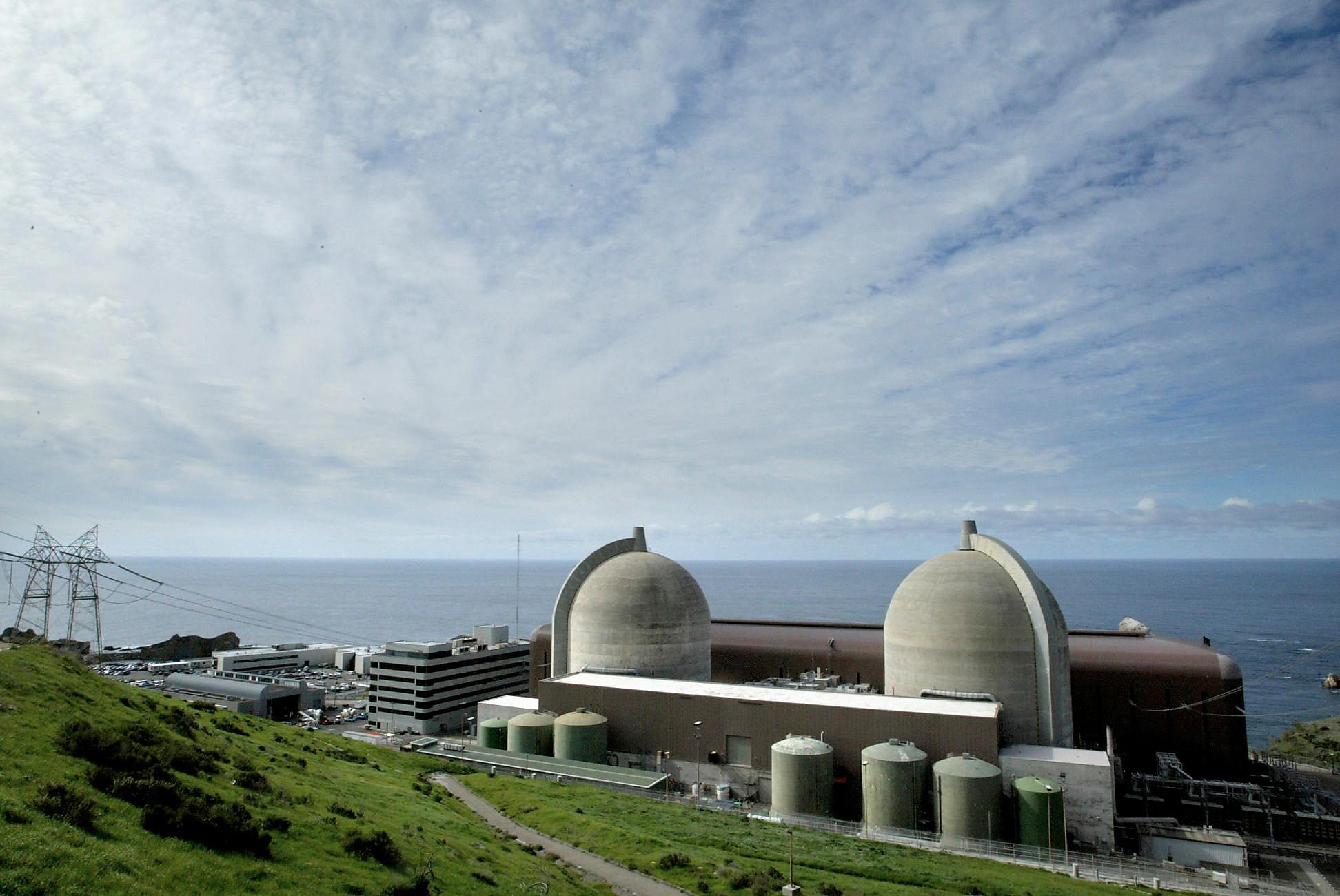 California's last nuclear plant to close after unanimous vote by regulators