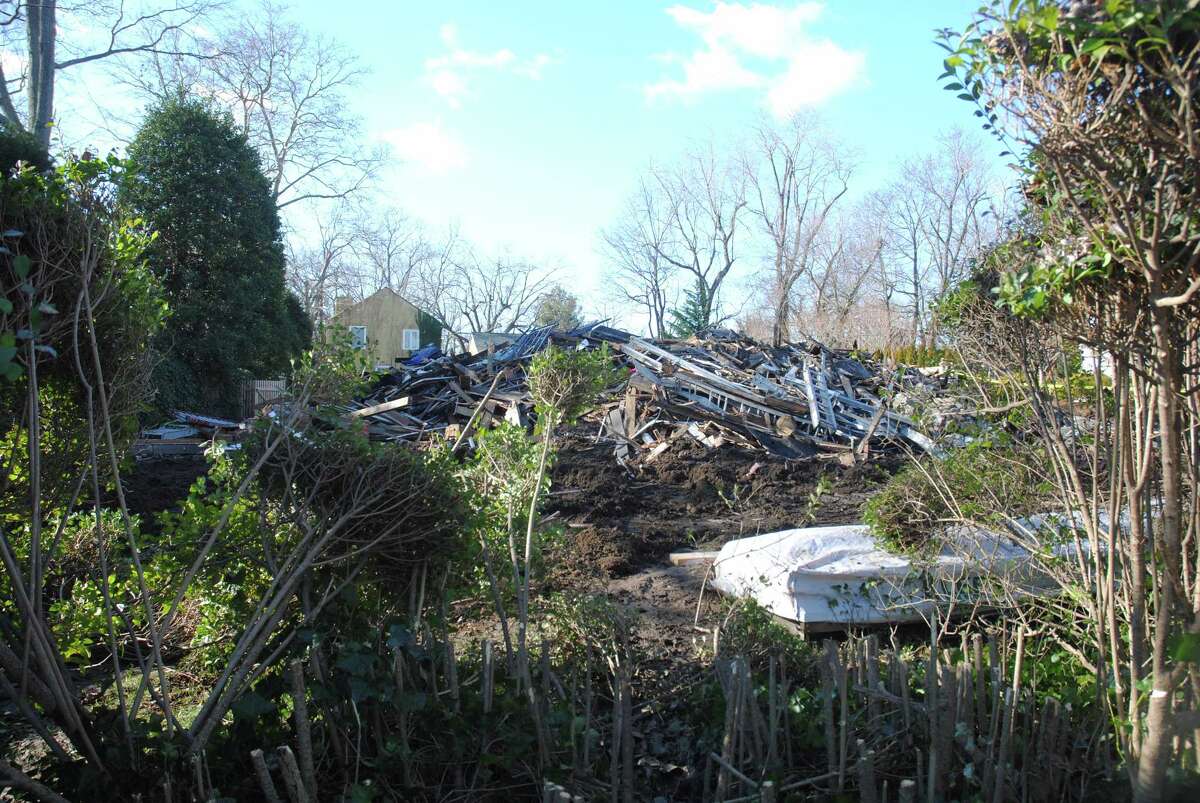 Site of fatal Stamford Christmas fire sold to neighbor 8 years later