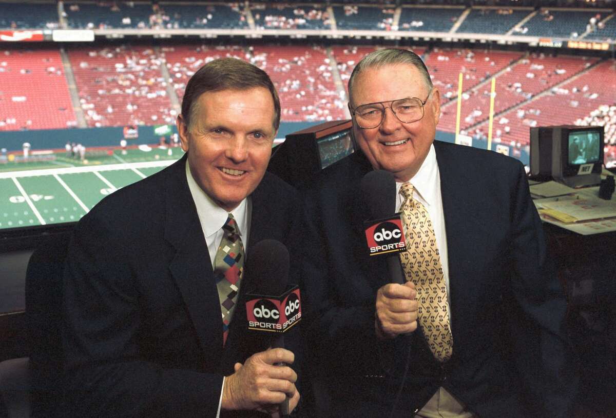 Legendary college football announcer Keith Jackson dies at 89