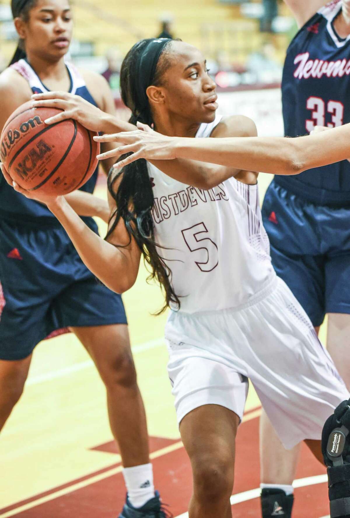 Junior guard Passionate Amukamara scored a team-best 14 points Saturday as the Dustdevils lost 77-57 at Rogers State. TAMIU has lost 10 straight games and 22 consecutive on the road.