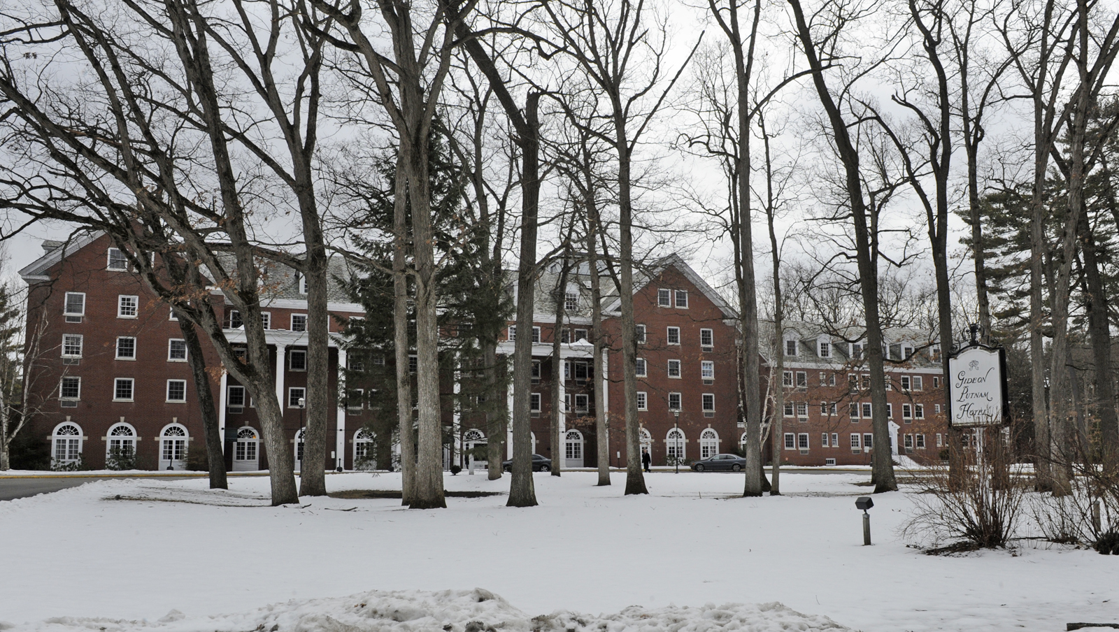 Gideon Putnam to remain closed; employees laid off